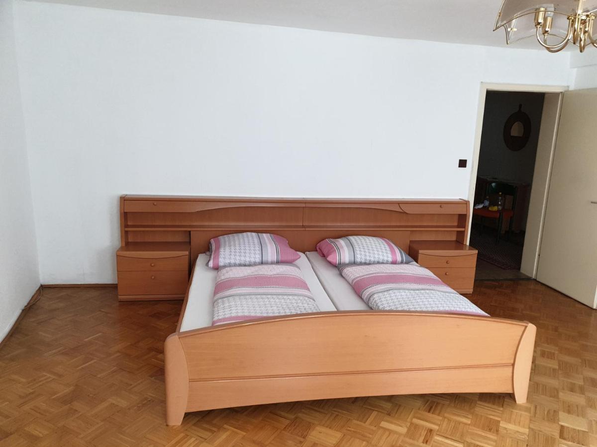 Hotel Pension Engel Pfullendorf Esterno foto