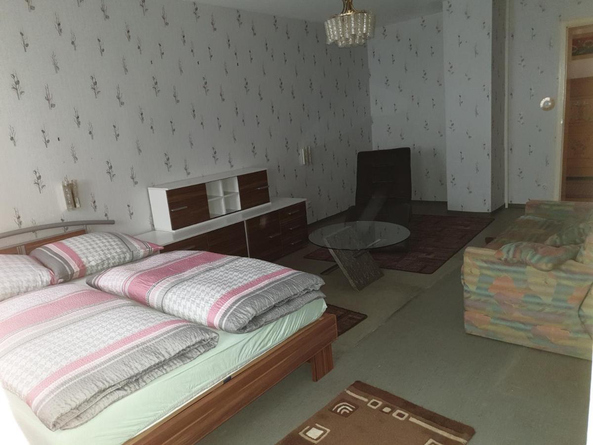 Hotel Pension Engel Pfullendorf Esterno foto