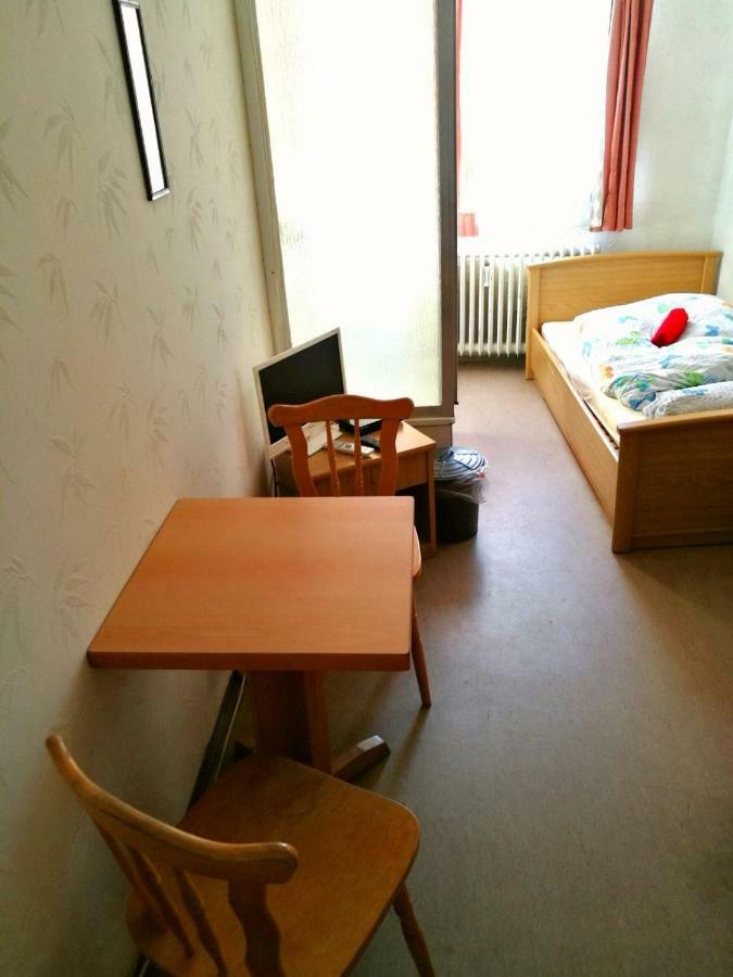 Hotel Pension Engel Pfullendorf Esterno foto